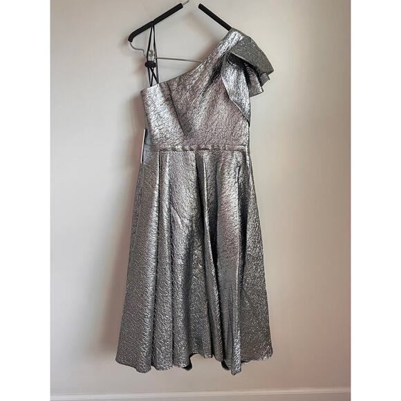 Mac Duggal One Shoulder Bow Midi Metallic Fit & Flare Dress Silver Womens 10 NWT - Picture 3 of 11